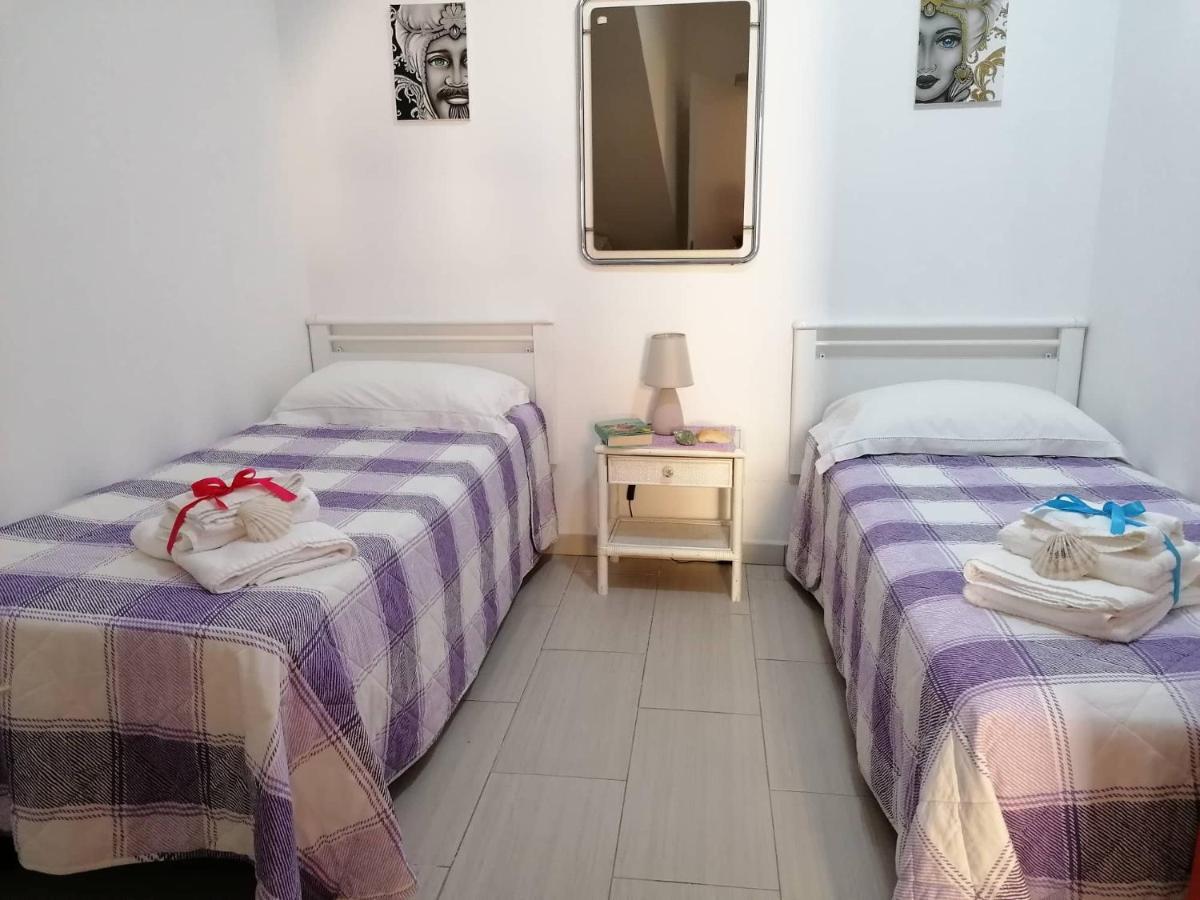 Casa Vacanze Aurora バレストラーテ エクステリア 写真
