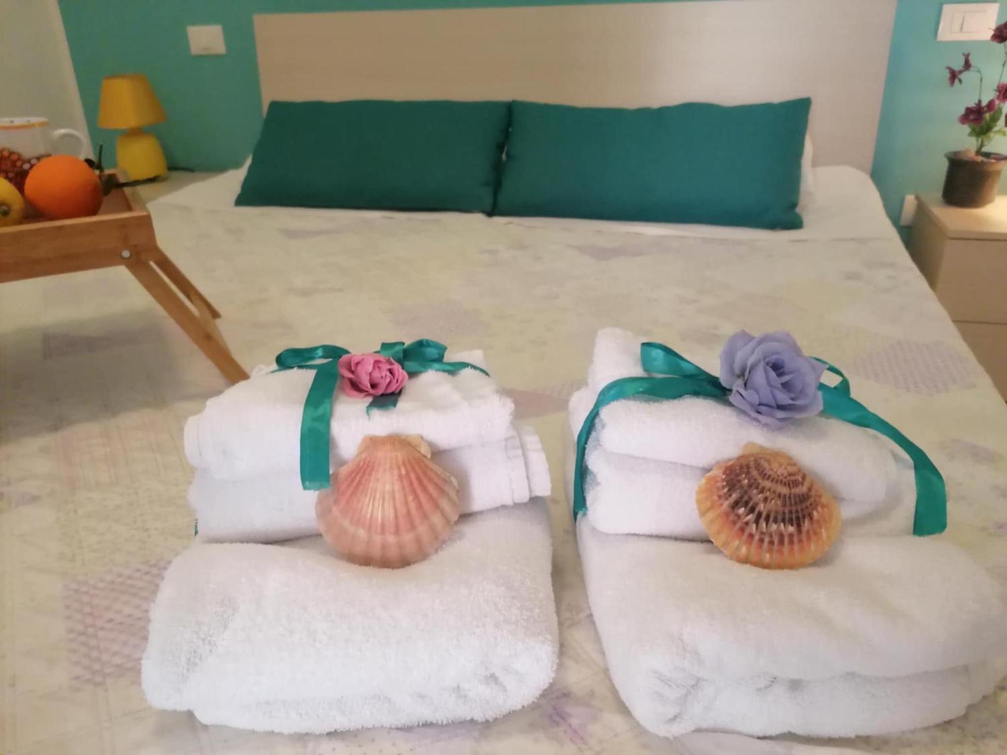 Casa Vacanze Aurora バレストラーテ エクステリア 写真
