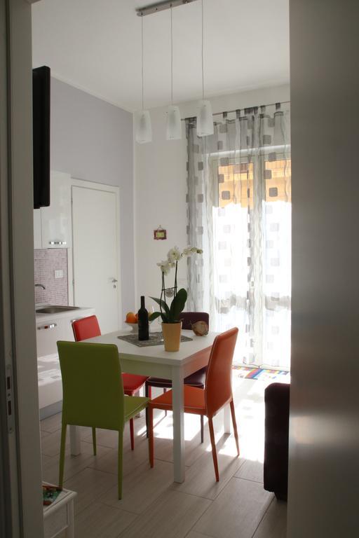 Casa Vacanze Aurora バレストラーテ エクステリア 写真