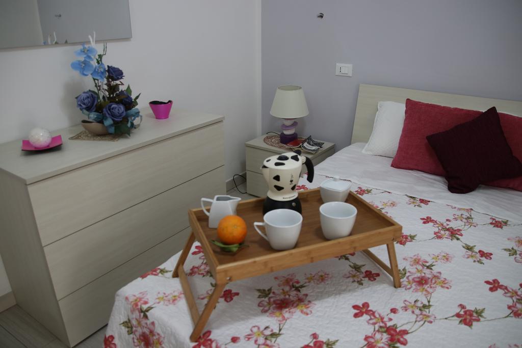 Casa Vacanze Aurora バレストラーテ エクステリア 写真
