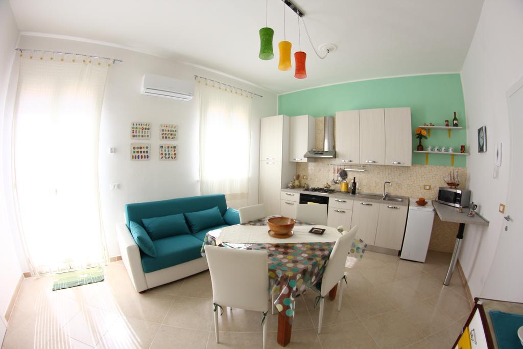 Casa Vacanze Aurora バレストラーテ エクステリア 写真