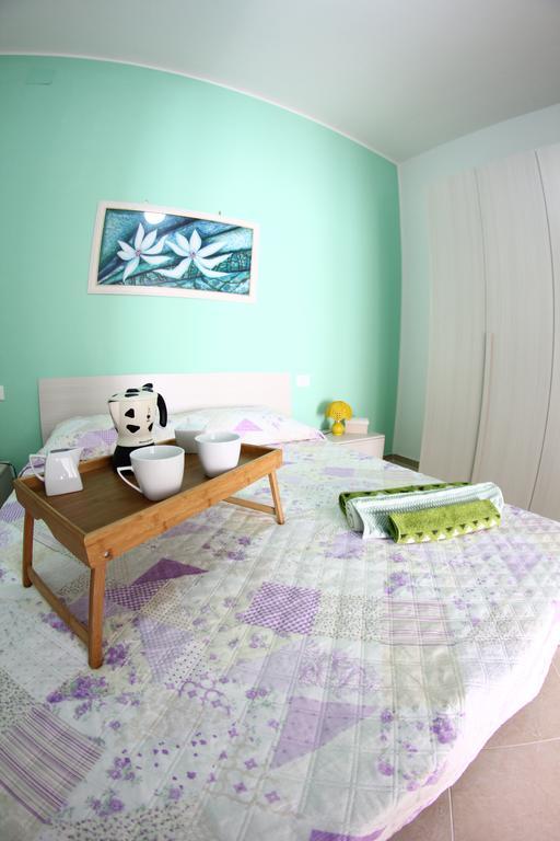 Casa Vacanze Aurora バレストラーテ エクステリア 写真