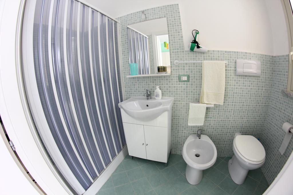 Casa Vacanze Aurora バレストラーテ エクステリア 写真