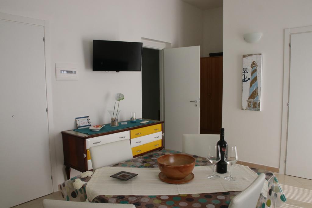 Casa Vacanze Aurora バレストラーテ エクステリア 写真