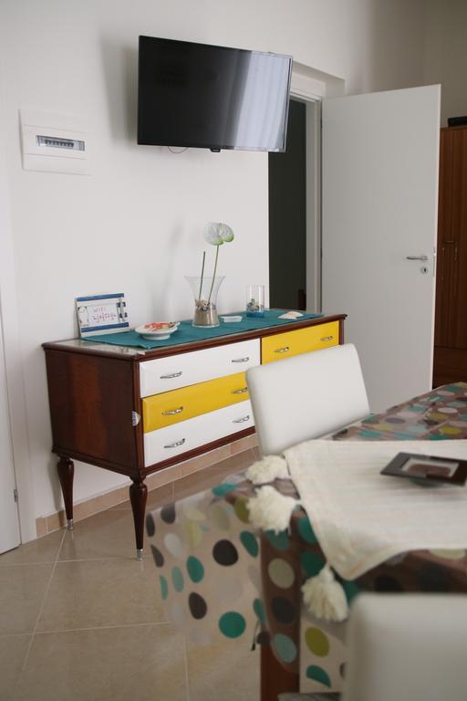 Casa Vacanze Aurora バレストラーテ エクステリア 写真