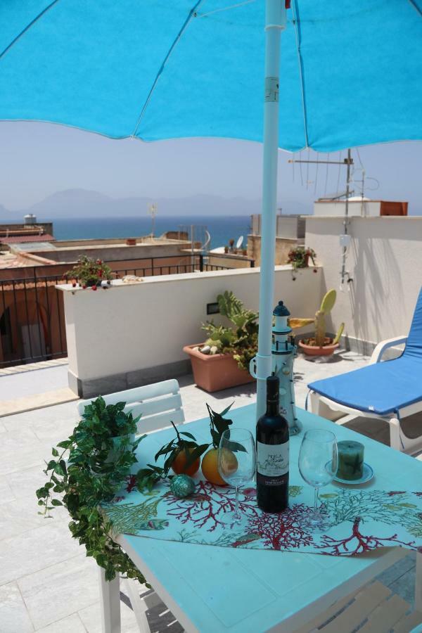 Casa Vacanze Aurora バレストラーテ エクステリア 写真